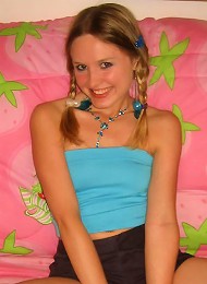Lovable Kitty and her blue dildo