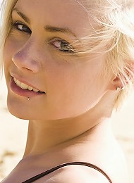 Miley soaks up some sun.